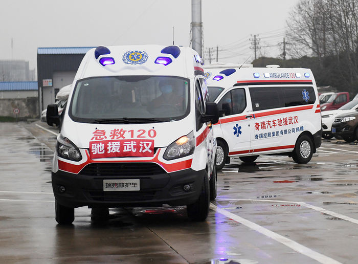 车企抗疫,奇瑞负压救护车